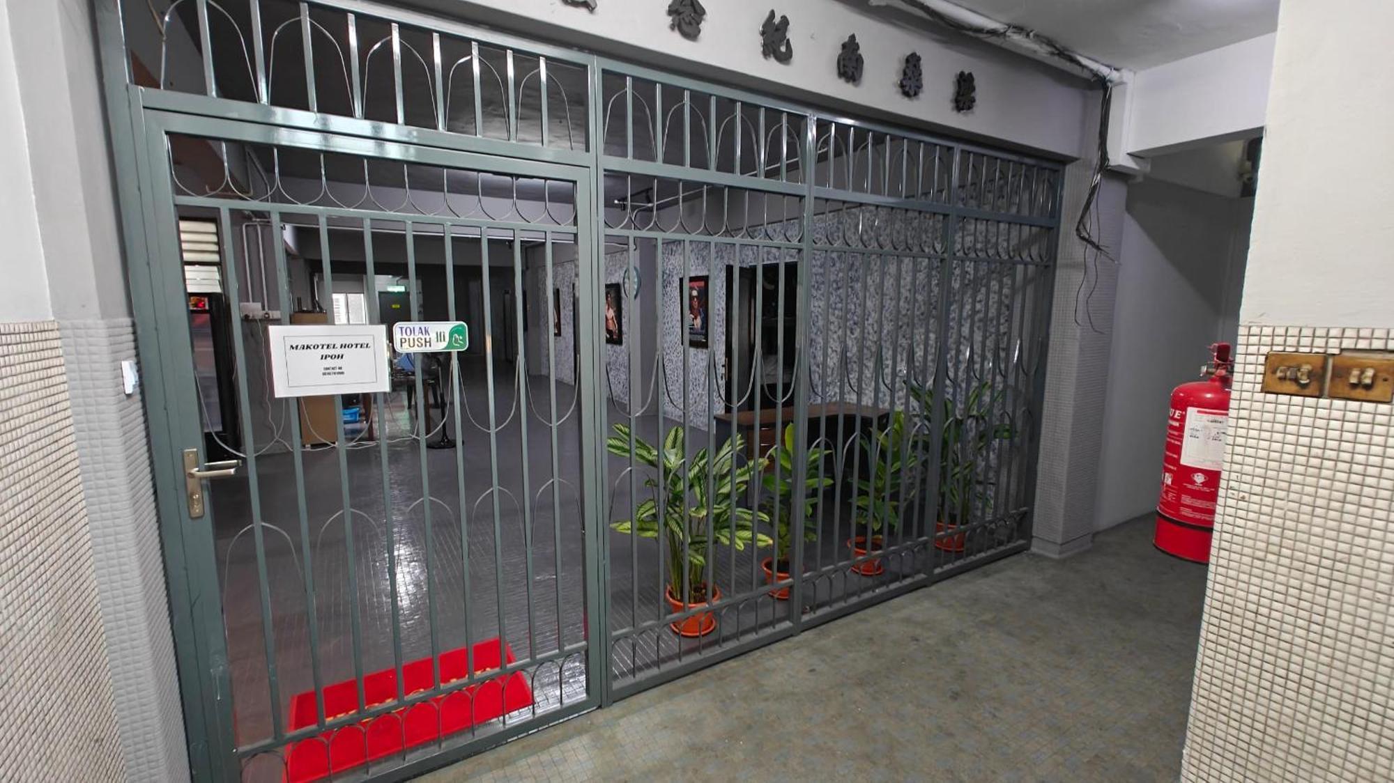 Makotel Hostel Ipoh Buitenkant foto