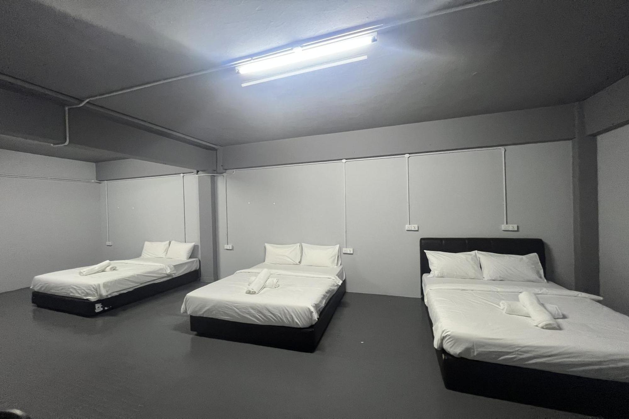 Makotel Hostel Ipoh Buitenkant foto
