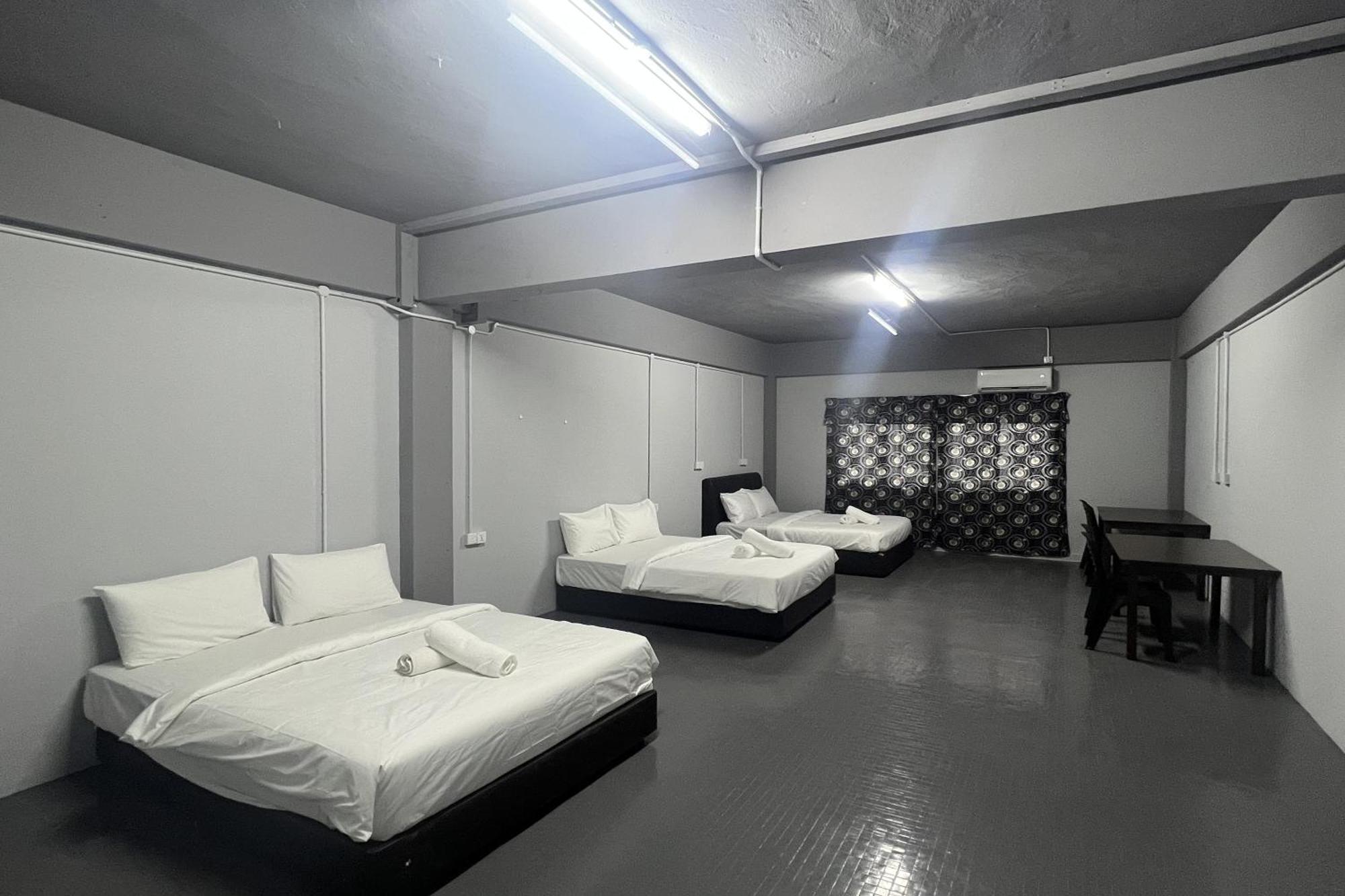 Makotel Hostel Ipoh Buitenkant foto