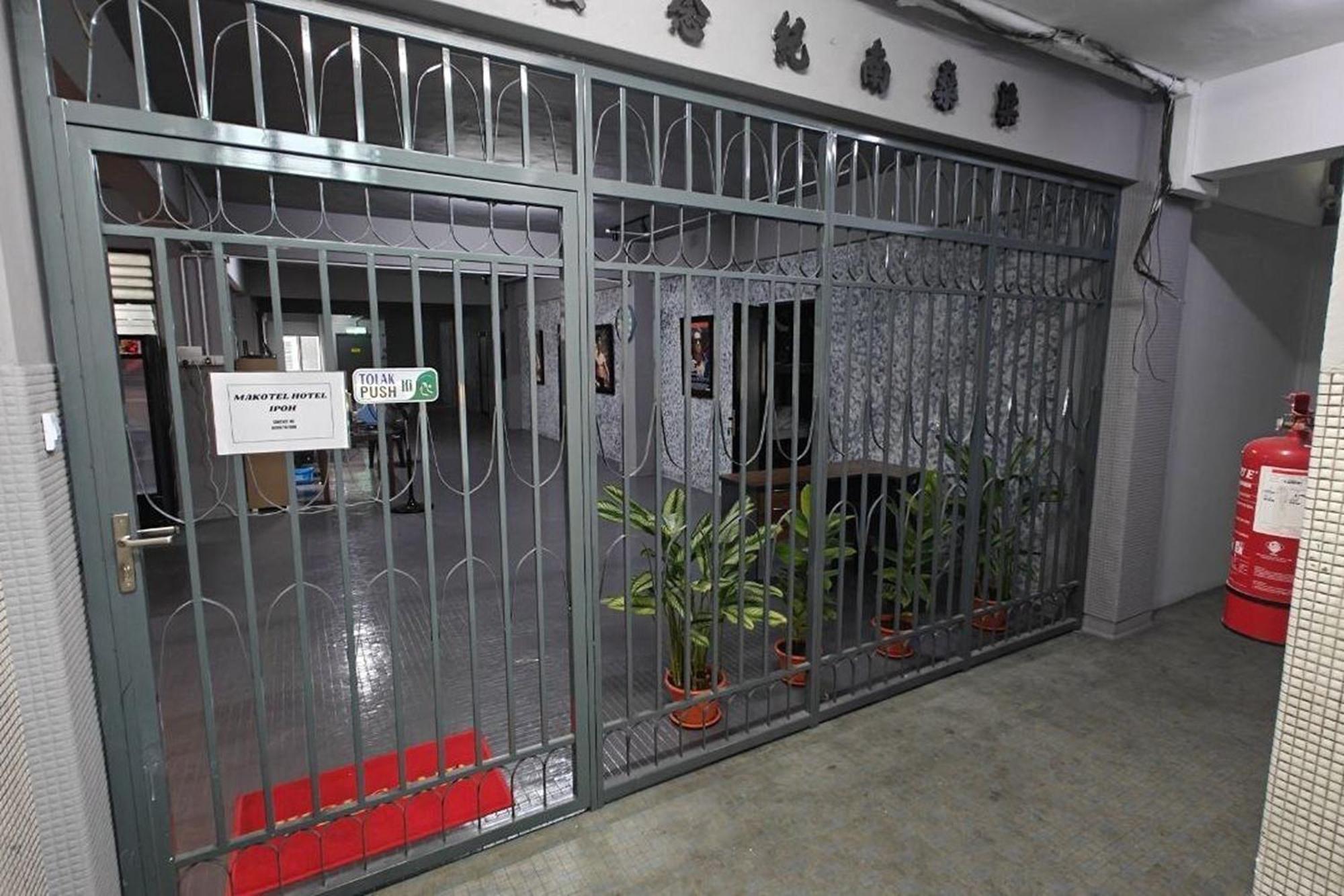 Makotel Hostel Ipoh Buitenkant foto